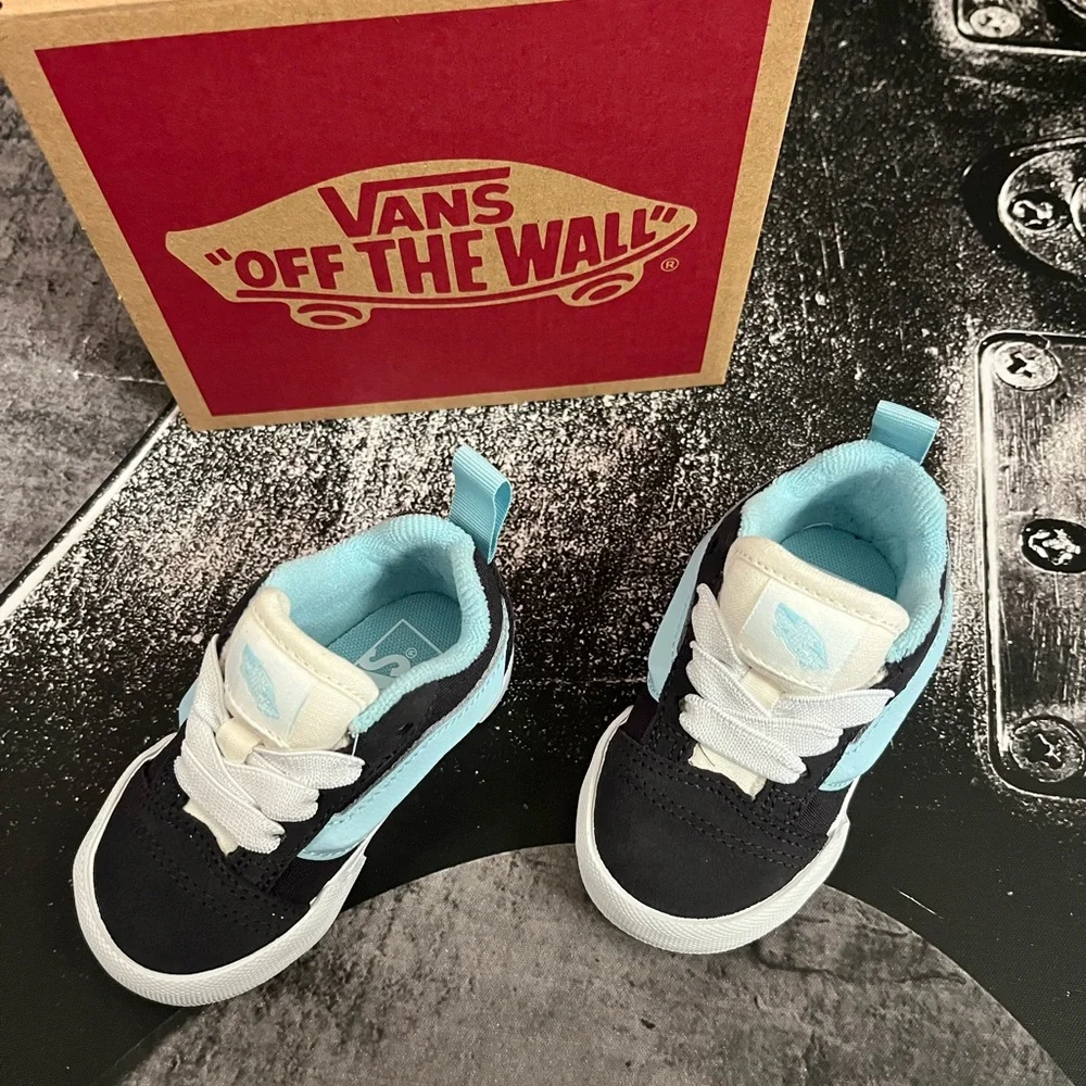 NIB Vans